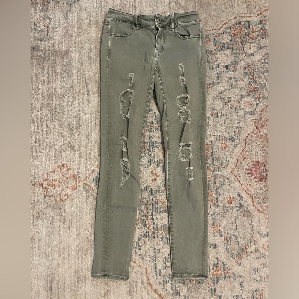 American Eagle Distressed Skinny Jeans